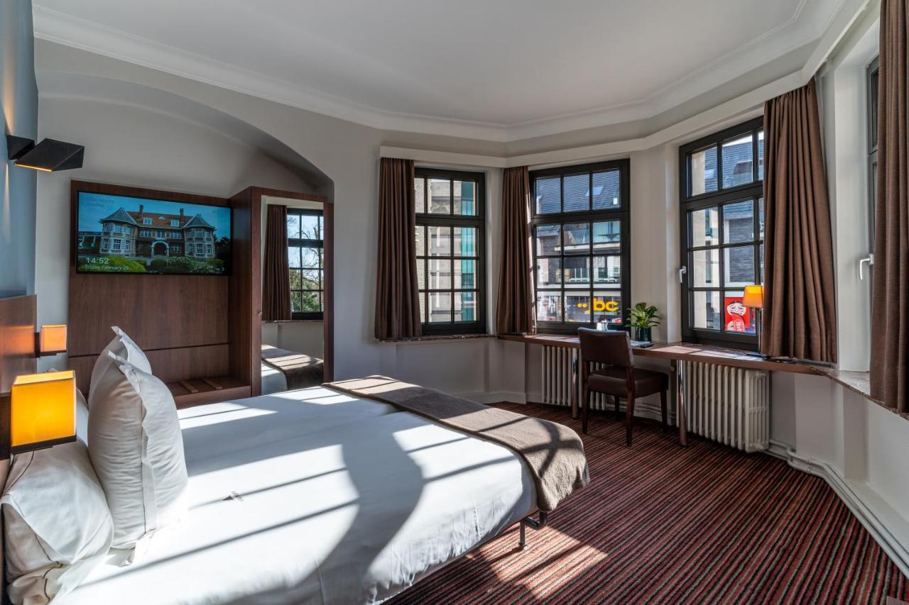 Hotel Villa Monte ハイスト・オプ・デン・ベルグ エクステリア 写真